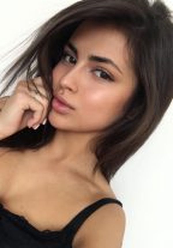 Berengere, 24, Tatabánya - Közép-Magyarország, Foreign Escorts