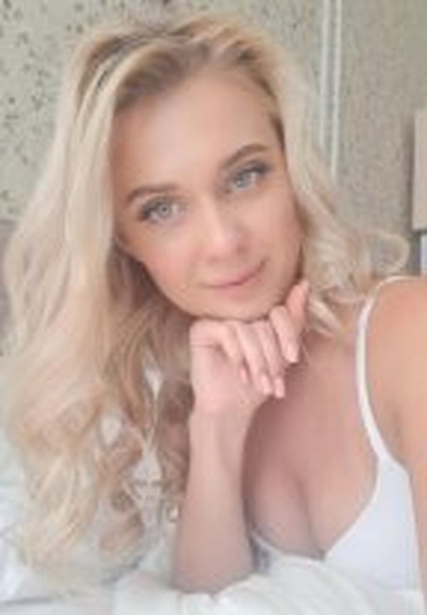 Romaine, 33, Győr - Nyugat-Magyarország, Tantric