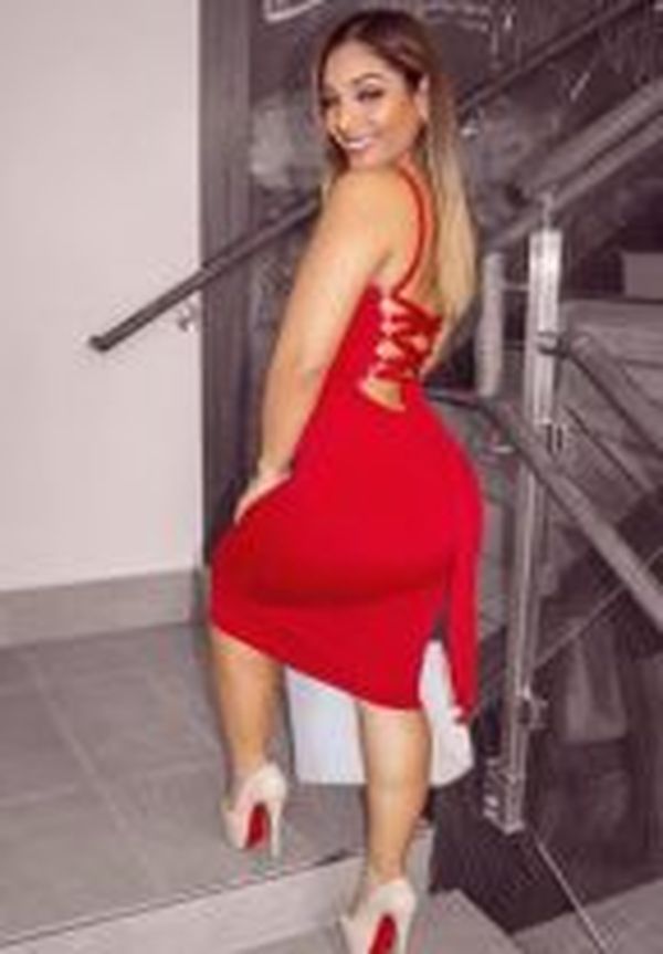 I am slim American escort Edouardine Győr