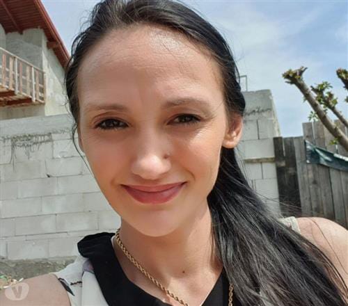 Hande, 27, Kaposvár - Dél-Dunántúl, Affectionate cuddling