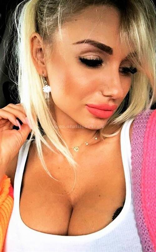 Monicamoey, 25, Pécs - Dél-Dunántúl, Hot Escort Girls